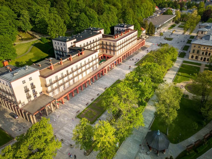 Nowy Dom Zdrojowy view